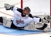 开云下载-意甲焦点战，雄鹿压哨击败尼克斯，一场超越篮球的战术博弈