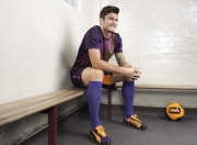 开云足球直播-绿茵场上的奇迹与乒乓桌前的担当，英格兰力克瑞典，张本智和扛起全队