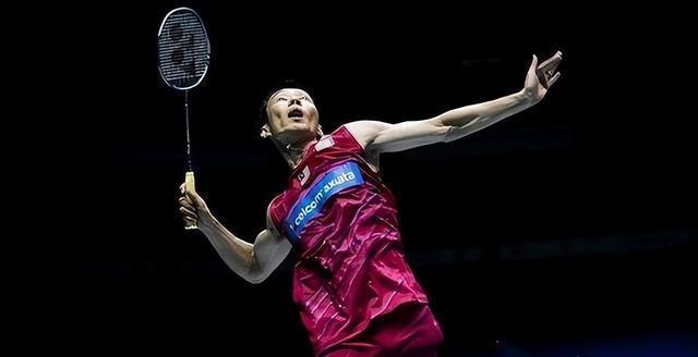 包含中国羽毛球队完胜马来西亚羽毛球队，李宗伟送出助攻的词条