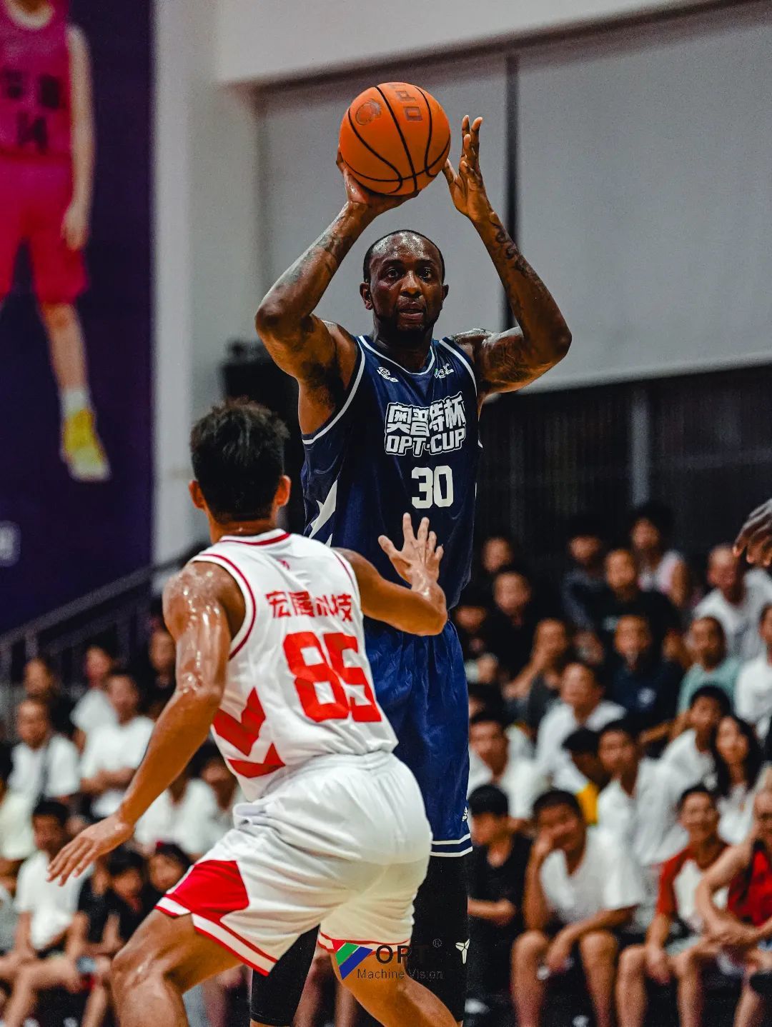 非洲大陆篮球比赛掀起热潮,观众狂热尖叫 非洲大陆篮球比赛掀起热潮,观众狂热尖叫