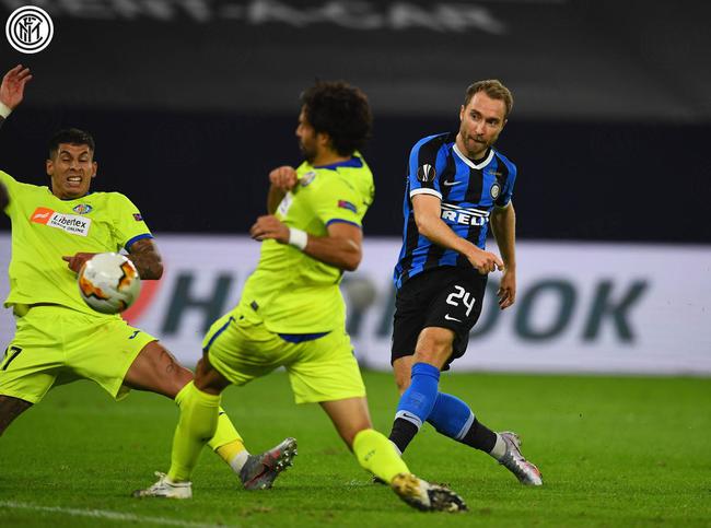 包含国米在主场大胜，稳固联赛前列位置的词条