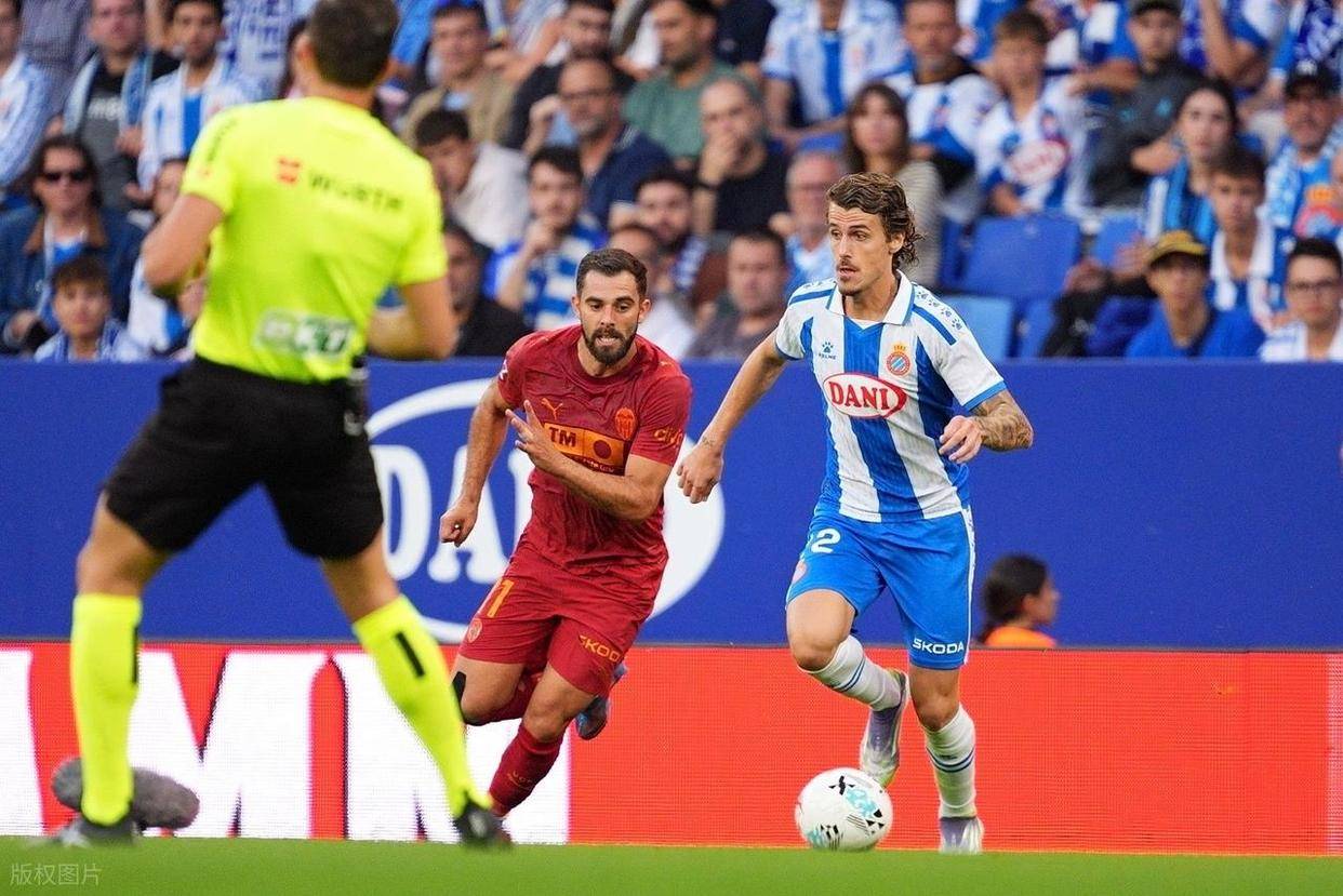 瓦伦西亚客场挑战巴伦西亚竞技,实力对决的简单介绍 瓦伦西亚客场挑战巴伦西亚竞技,实力对决的简单介绍