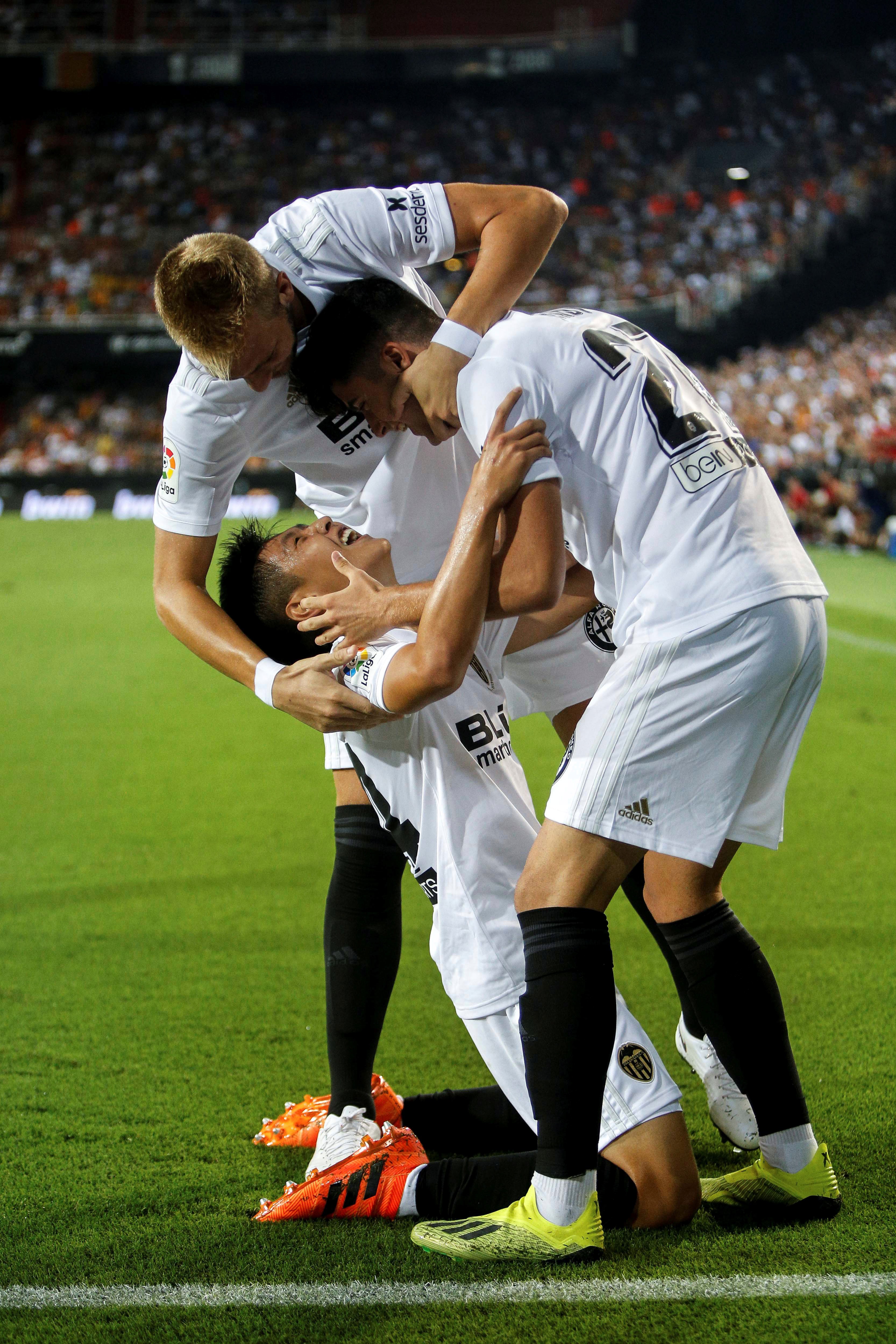 瓦伦西亚客场挑战巴伦西亚竞技,实力对决的简单介绍 瓦伦西亚客场挑战巴伦西亚竞技,实力对决的简单介绍