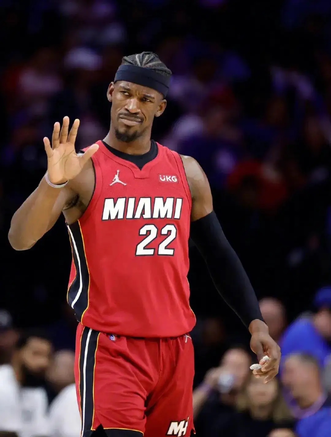 热火队今晚对阵国王队，双方都渴望取得胜利的简单介绍