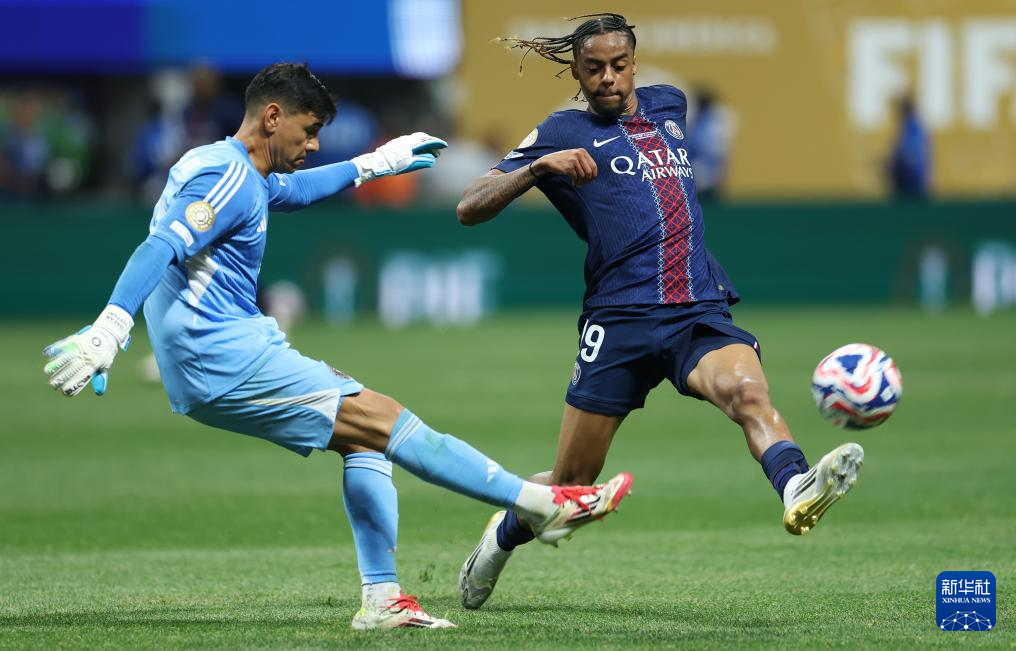 关于巴黎圣日耳曼队员表现出色，取得胜利晋级的信息