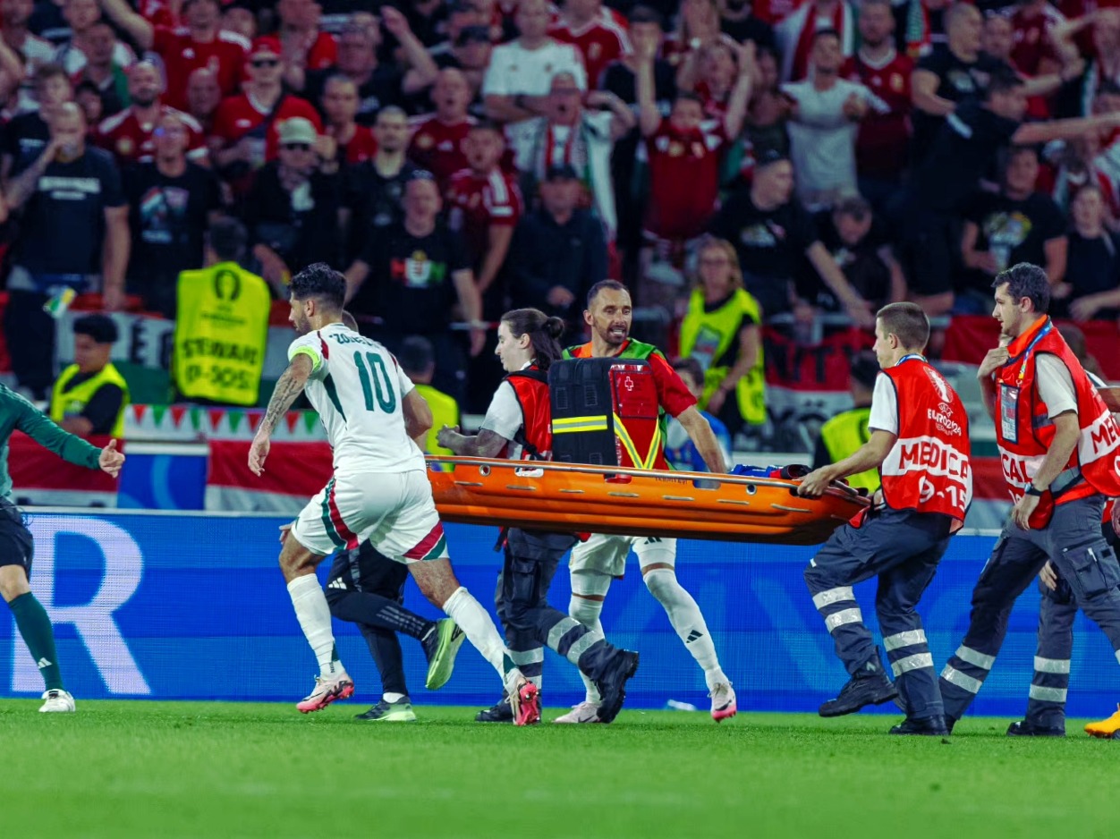 意大利与瑞典备战大赛，引发热议