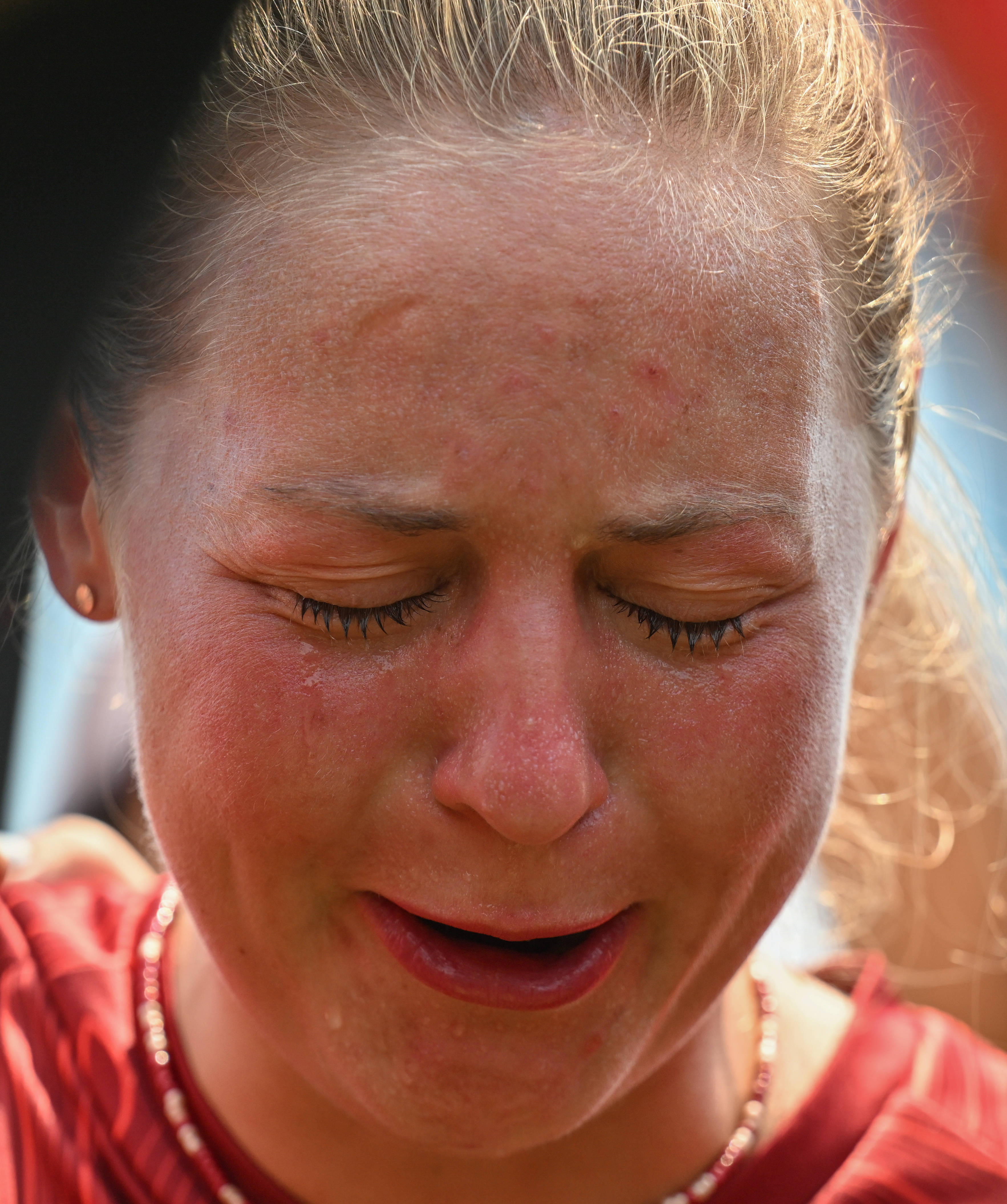 德国选手在摔跤比赛中夺得铜牌