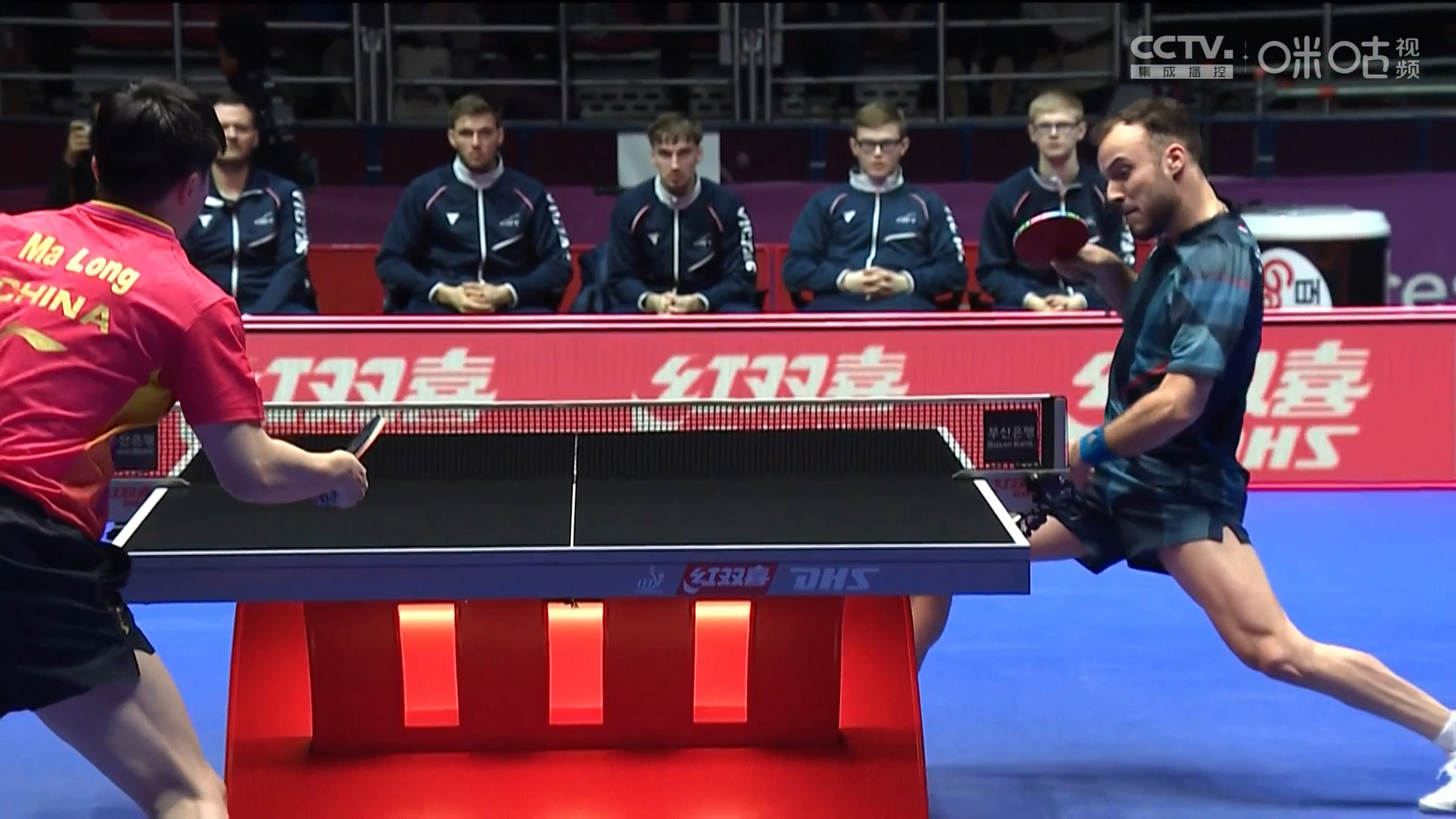 法国队完胜葡萄牙队,马龙关键制胜 法国队完胜葡萄牙队,马龙关键制胜