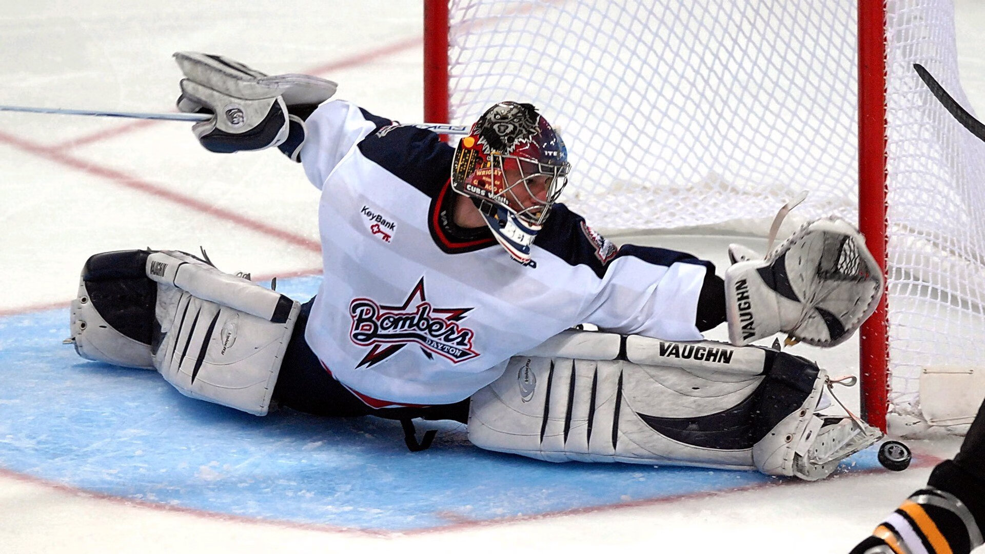 凯尔特人节奏掌控上海队,范弗利特成为关键先生